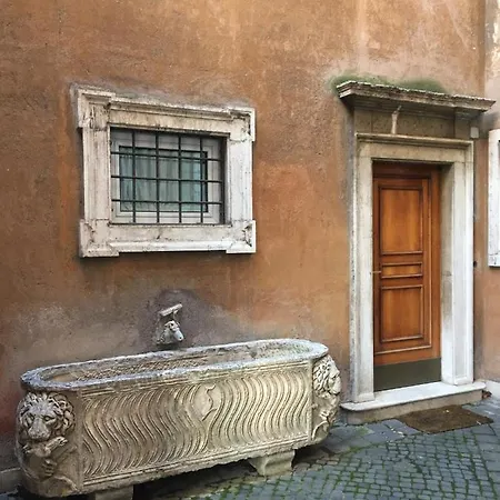 Casa Sangalletti ローマ