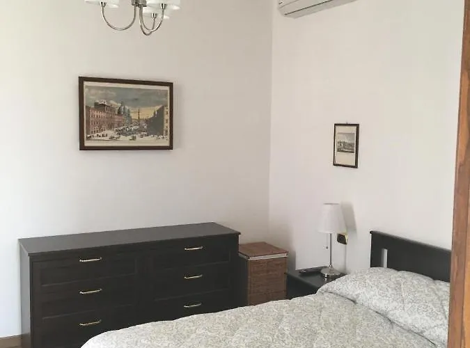 Casa Sangalletti * רומא