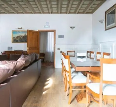 Casa Sangalletti *